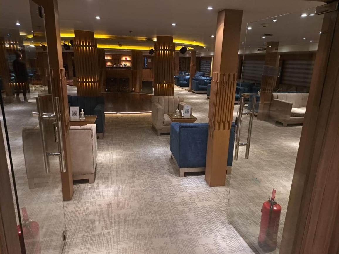 Five Star Nile Cruise From Aswan To Luxor Hotel Exterior foto