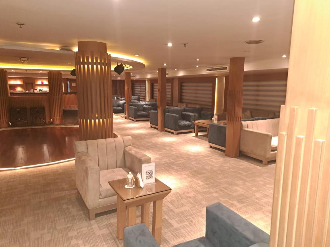 Five Star Nile Cruise From Aswan To Luxor Hotel Exterior foto